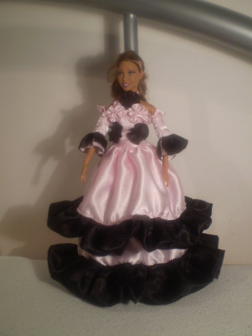 Šatičky na Barbie — foto 3