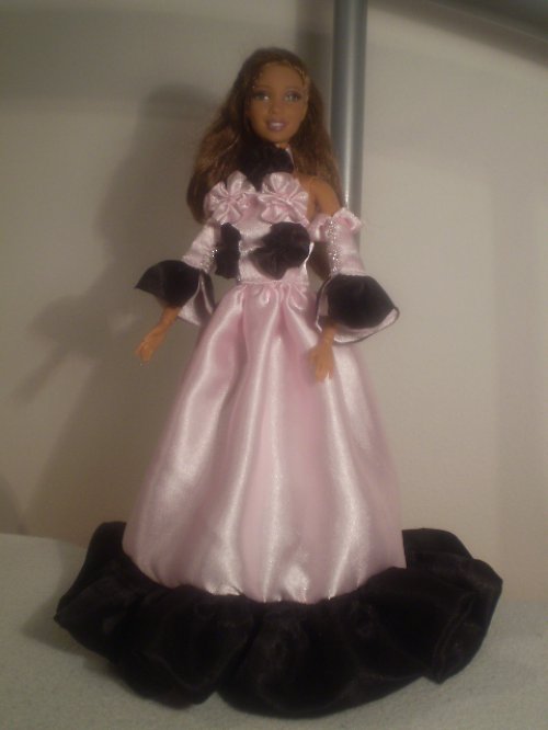 Šatičky na Barbie — foto 4