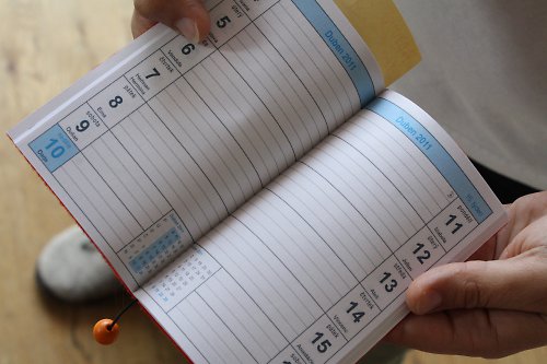 Diář v barevném kabátku - tlapičky — foto 2