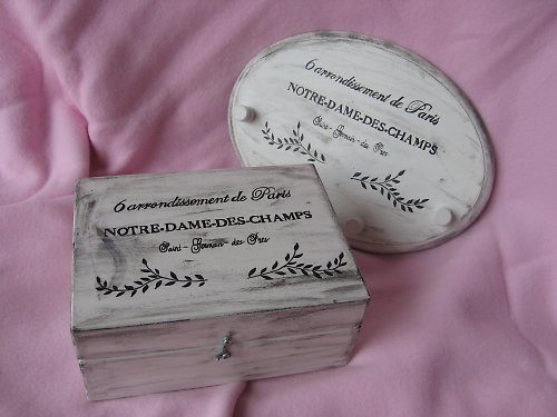 Francouzský věšáček — foto 2