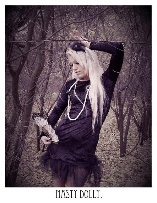SLEVA Sametovtová lady — foto 4