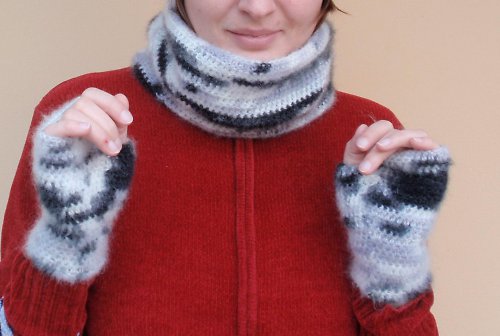 Mourovaté čiči pacinky a límec — foto 2