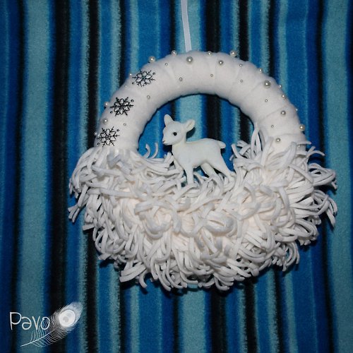 White snowy deer — foto 4