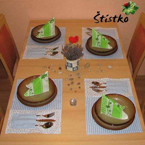 Modré prostírání s kapsami — foto 3