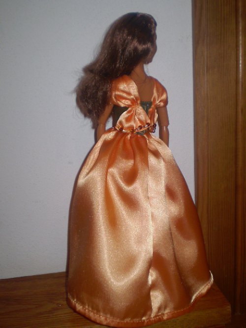 Šatičky na Barbie — foto 4