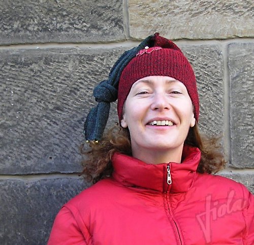 Čepička s rolničkami — foto 2