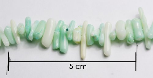 Korály – černé tyčky silnější, 5 cm — foto 2