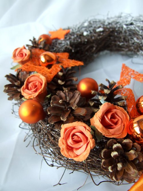 Věnec závěsný oranžový — foto 3