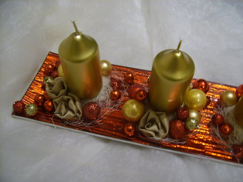 Vánoční svícen červenozlatý — foto 2