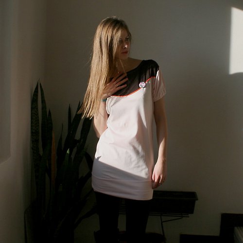 Naive — foto 2