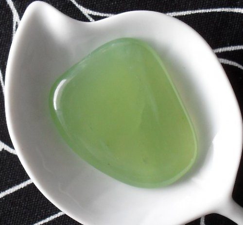 Čínský jadeit 40x33x7 — foto 2