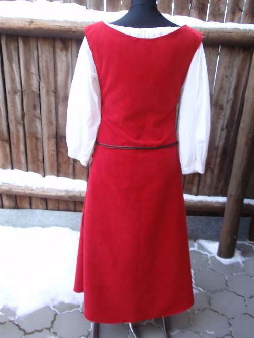 Svrchní šat — foto 3
