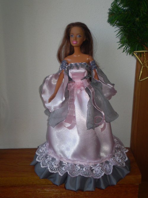 Šatičky na Barbie — foto 2