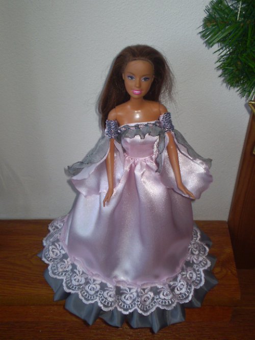 Šatičky na Barbie — foto 5