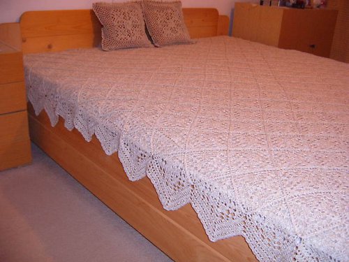 Háčkovaný přehoz přes manželskou postel SLEVA — foto 5