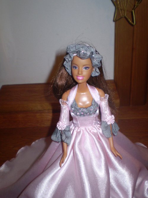 Šatičky na Barbie — foto 4