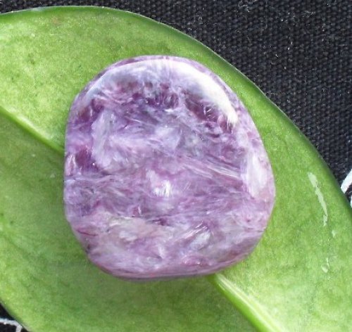 Čaroit 31x27x6mm — foto 3