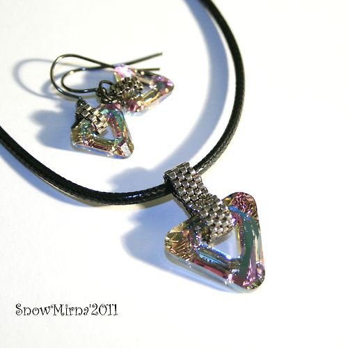 Souprava - Cosmic Triangle I — foto 2