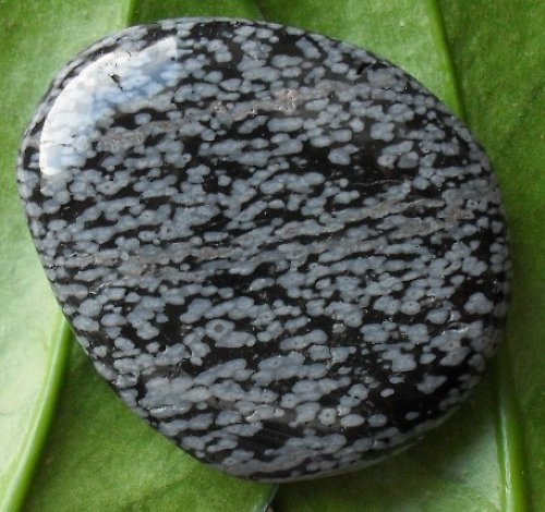 Obsidián vločkový 42x36mm — foto 2