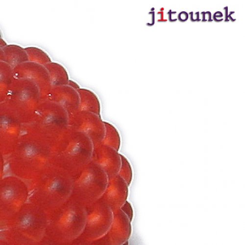 Červené kuličky s přívěskem — foto 3
