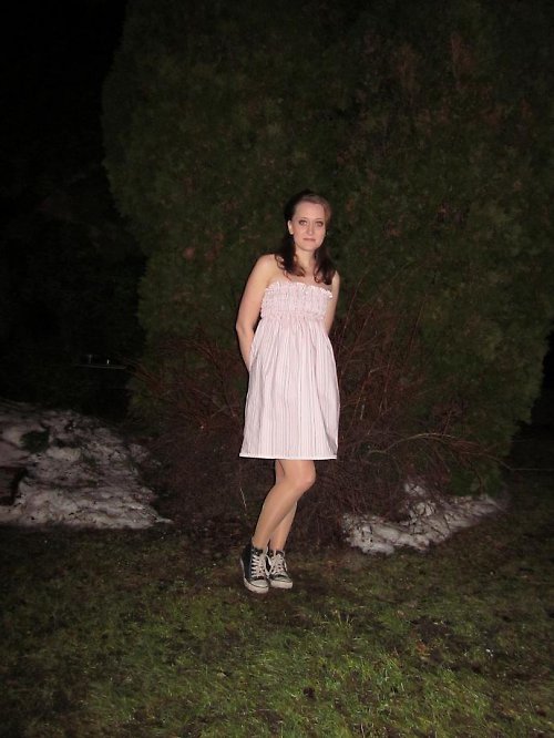 Růžové šaty s proužkem — foto 2
