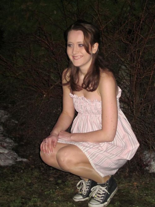 Růžové šaty s proužkem — foto 4