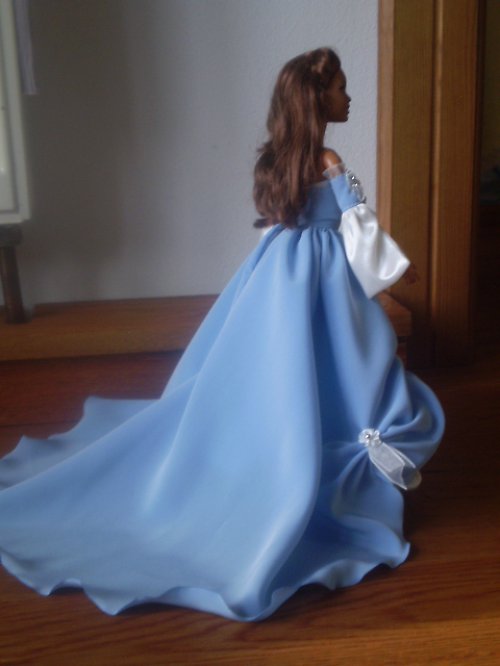 Šatičky pro Barbie — foto 3