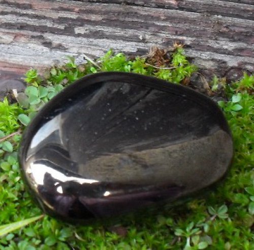 Černý jantar - gagát cca36x30x10mm — foto 2