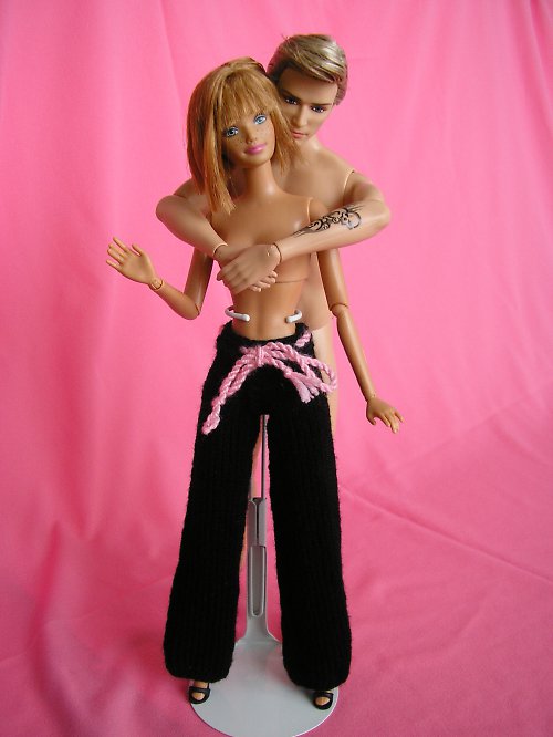 Černé kalhoty pro Barbie — foto 2