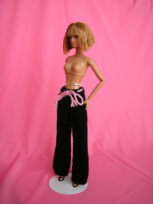 Černé kalhoty pro Barbie — foto 3