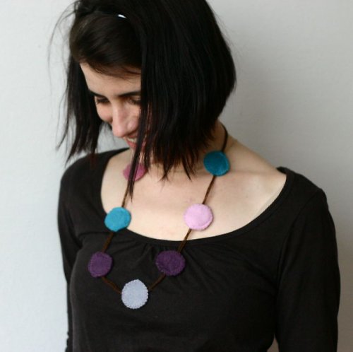 Textilní korále — foto 2