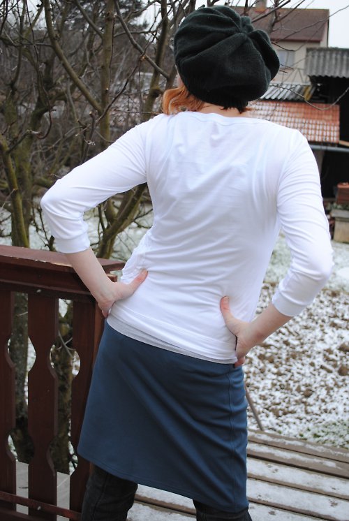 Bílé s aplikací ve velikosti M — foto 5