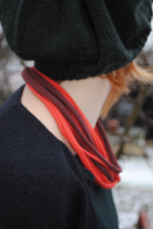 Náhrdelník hnědo oranžový — foto 2