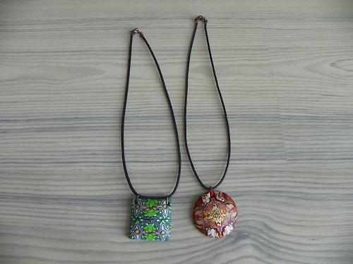 Náhrdelník zelený kaleidoskop — foto 3