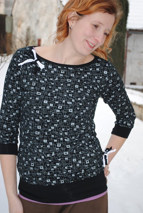 Triko s lodičkou ve velikosti M — foto 4