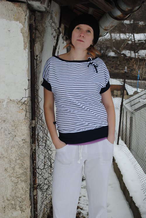 Jemně pruhaté ve velikosti M — foto 4