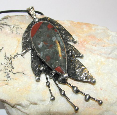 Podzimní list (bloodstone) — foto 2