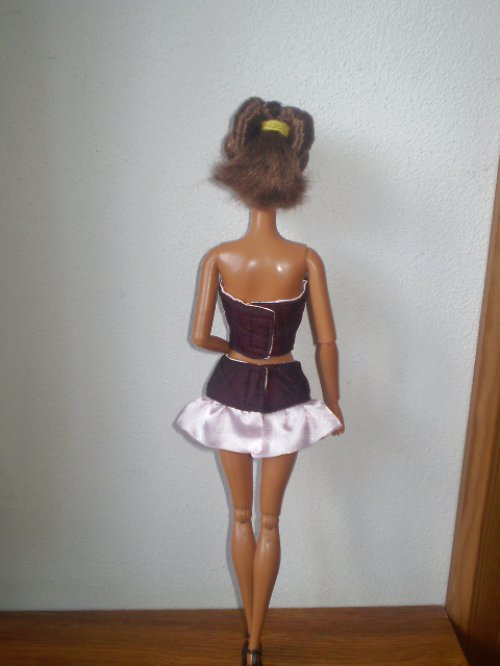 Bundička, topík a sukýnka pro Barbie — foto 4