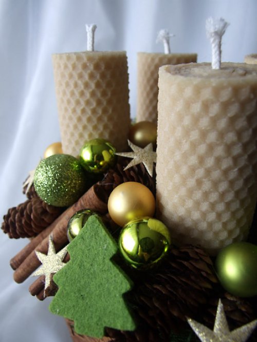 Adventní medový svícen — foto 4
