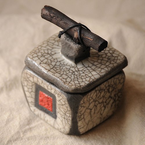 RAKU dóza — foto 3