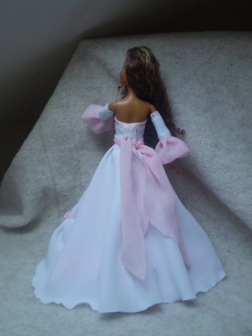 Šatičky pro Barbie — foto 3