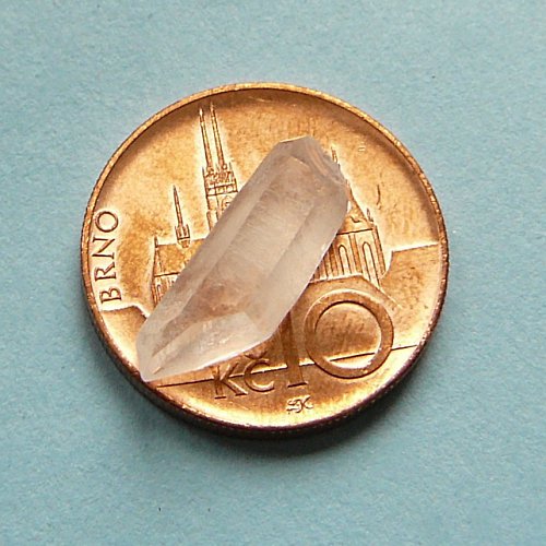 10.Křištál hrot 2cm — foto 2