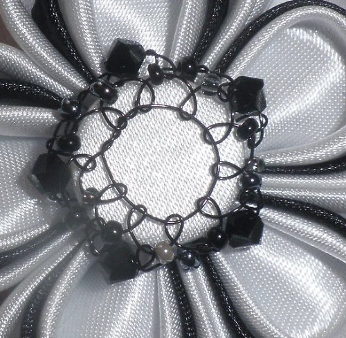 Kanzashi brož Jet diamond — foto 2