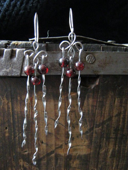 Granát na spirále (hypoalergenní) — foto 3