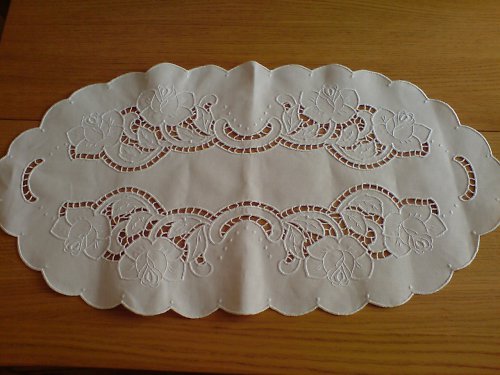 Vyšívaný ubrus — foto 3