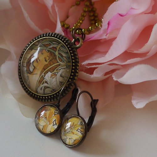 Alfons Mucha...lilie II — foto 3