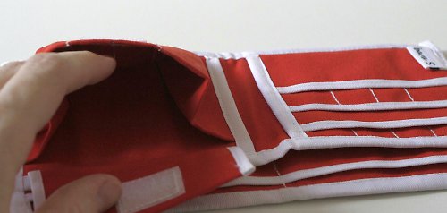 Červená kešeně - UNI peněženka — foto 3