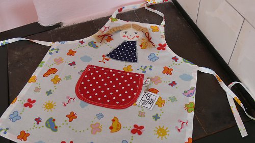 Zástěrka s panenkou — foto 5