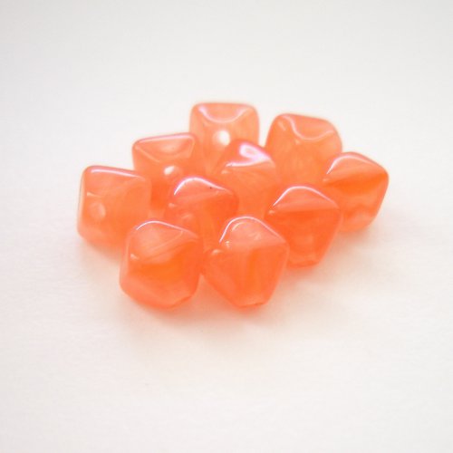 Pyramidky oranžové (10 ks) — foto 2