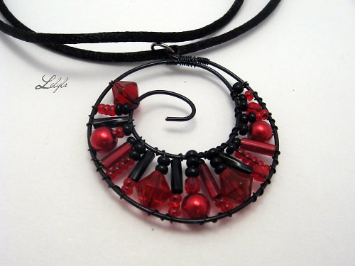 Přívěsek - black&red — foto 2